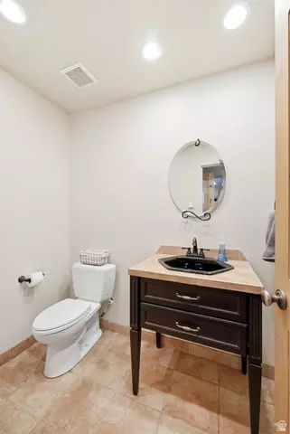 Bath - 75 N 200 E, Alton, UT 84710 photo 1 of 8