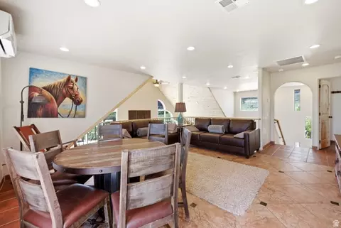 Dining - 75 N 200 E, Alton, UT 84710 photo 3 of 3
