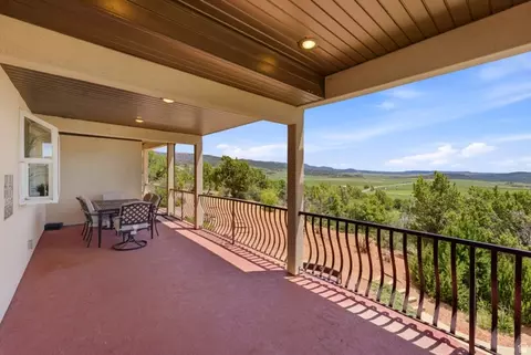 Exterior - 75 N 200 E, Alton, UT 84710 photo 3 of 9