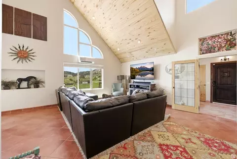 Living - 75 N 200 E, Alton, UT 84710 photo 3 of 10
