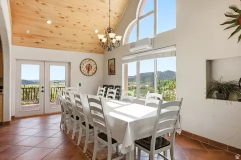 Dining - 75 N 200 E, Alton, UT 84710 photo 1 of 3