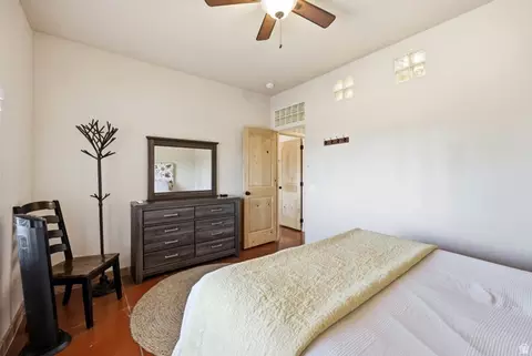 Bedroom - 75 N 200 E, Alton, UT 84710 photo 10 of 10