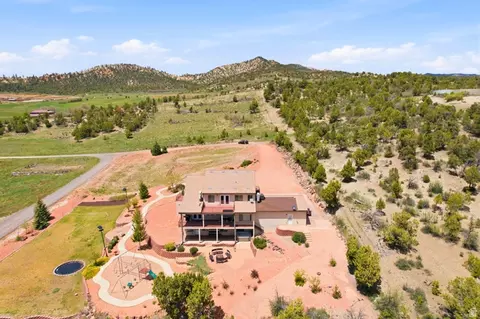 View/Area - 75 N 200 E, Alton, UT 84710 photo 2 of 7