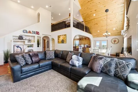 Living - 75 N 200 E, Alton, UT 84710 photo 2 of 10