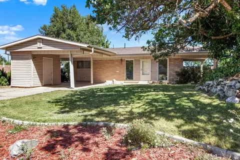 799 Westbrook Rd, Kaysville, UT 84037