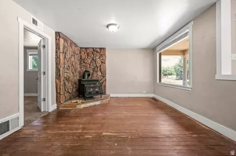 Living - 1927 S Eccles Ave E, Ogden, UT 84401 photo 3 of 5