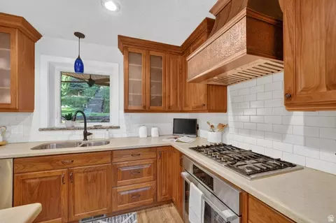 Kitchen - 1682 E Julho St, Sandy, UT 84093 photo 7 of 7