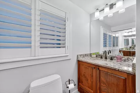 Bath - 1682 E Julho St, Sandy, UT 84093 photo 6 of 6