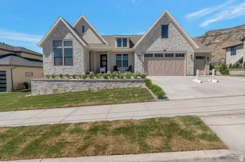 1123 E 200 S, Pleasant Grove, UT 84062