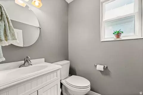 Bath - 1859 E 4650 S, Holladay, UT 84117 photo 1 of 4