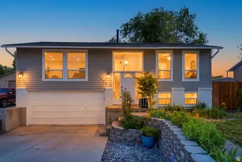 1174 Violet Dr, Sandy, UT 84094