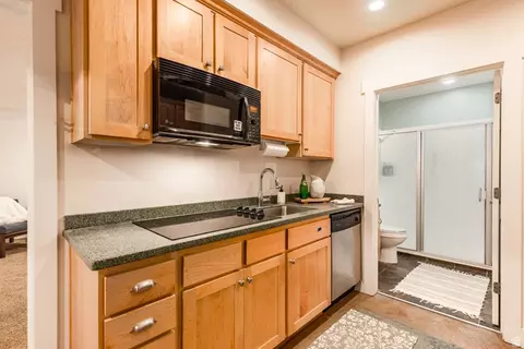 Kitchen - 1929 E Rocklin Dr S, Sandy, UT 84092 photo 3 of 7