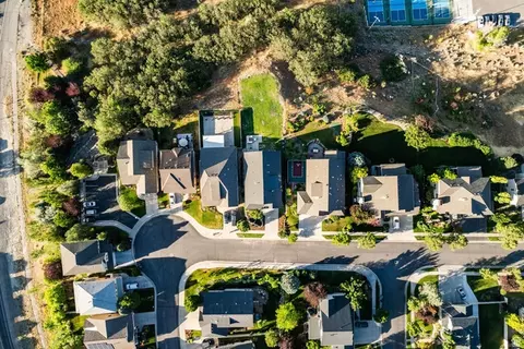 View/Area - 1929 E Rocklin Dr S, Sandy, UT 84092 photo 6 of 11