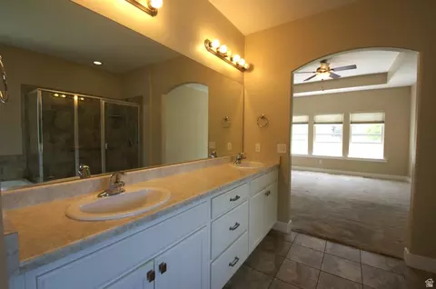 Bath - 731 S 45 E, Vineyard, UT 84059 photo 3 of 5