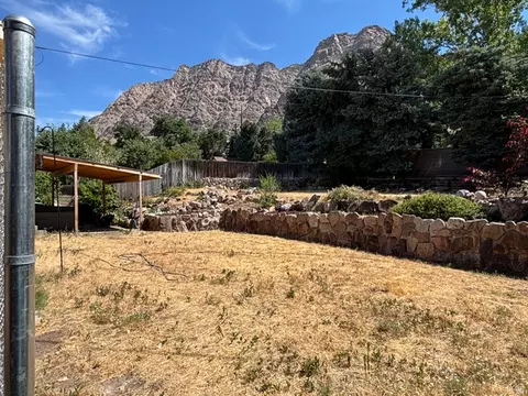 Exterior - 580 Simoron Dr, Ogden, UT 84405 photo 6 of 7