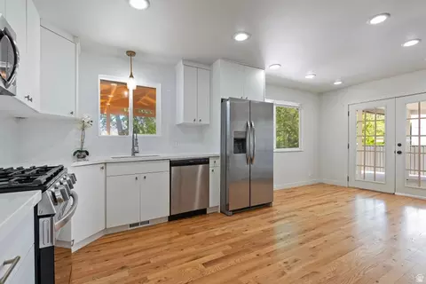 Kitchen - 1797 E Ski View Dr, Sandy, UT 84092 photo 1 of 6