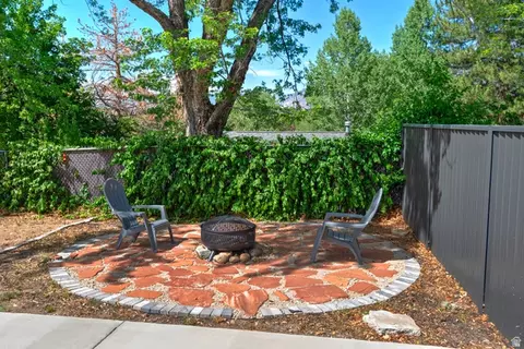 Exterior - 1797 E Ski View Dr, Sandy, UT 84092 photo 3 of 5