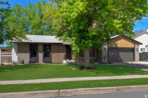 Exterior - 1797 E Ski View Dr, Sandy, UT 84092 photo 5 of 5