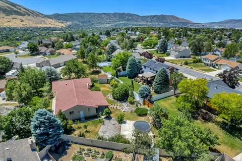 View/Area - 1602 Nicklaus Cir, Sandy, UT 84092 photo 3 of 3