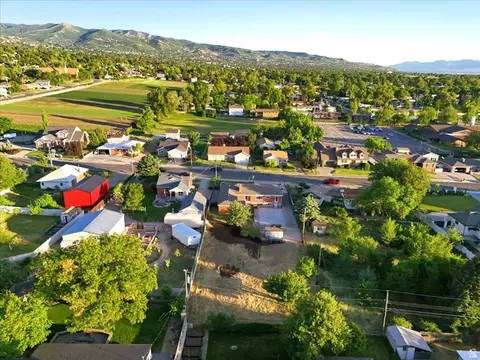 View/Area - 555 E Pages Ln, Centerville, UT 84014 photo 6 of 8
