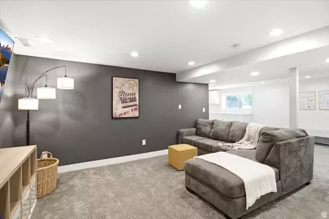 Living - 555 E Pages Ln, Centerville, UT 84014 photo 5 of 5