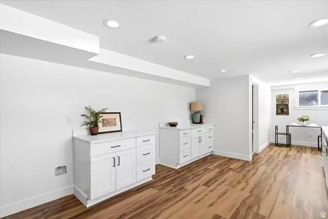 Entry Way - 555 E Pages Ln, Centerville, UT 84014 photo 1 of 1