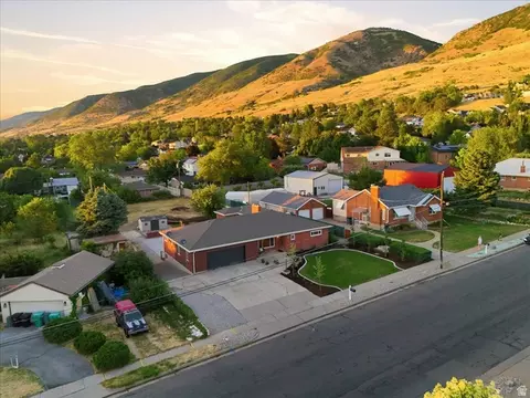 View/Area - 555 E Pages Ln, Centerville, UT 84014 photo 5 of 8