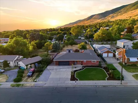 View/Area - 555 E Pages Ln, Centerville, UT 84014 photo 1 of 8