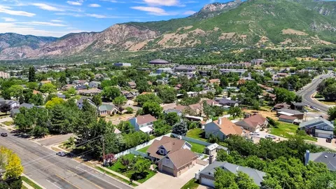 View/Area - 4792 Glasmann Way, South Ogden, UT 84403 photo 9 of 13