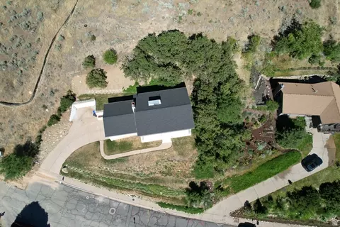 View/Area - 1398 N Oakridge Dr, Centerville, UT 84014 photo 9 of 9