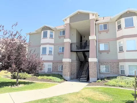 Exterior - 8229 S Resaca Dr #D9, Sandy, UT 84070 photo 5 of 5