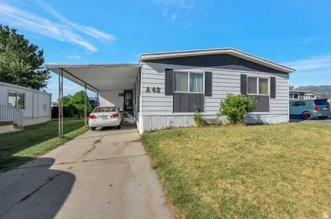 3860 S Midland Dr S #A42, Roy, UT 84067