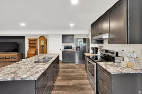 Kitchen - 2885 E 330 N, Spanish Fork, UT 84660 photo 9 of 9