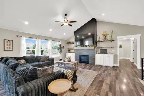 Living - 2885 E 330 N, Spanish Fork, UT 84660 photo 1 of 2