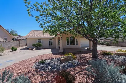 1740 Tamarisk Dr, Santa Clara, UT 84765