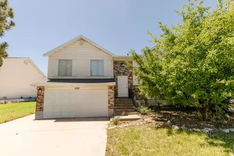 4227 W 5600 S, Roy, UT 84067