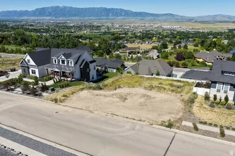 93 S 950 E #18, Hyde Park, UT 84318 photo 1