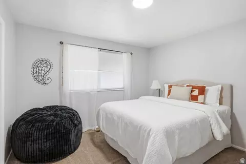 Bedroom - 804 W 4050 S, Bountiful, UT 84010 photo 3 of 7