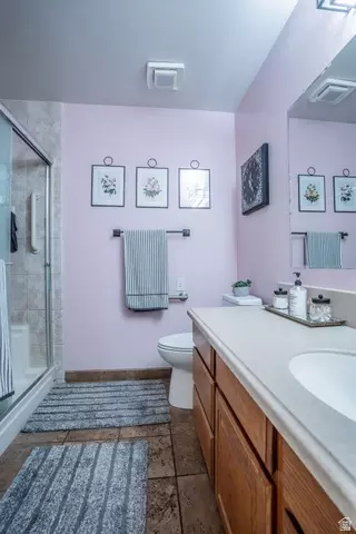 Bath - 365 E 290 N, Orem, UT 84057 photo 2 of 5
