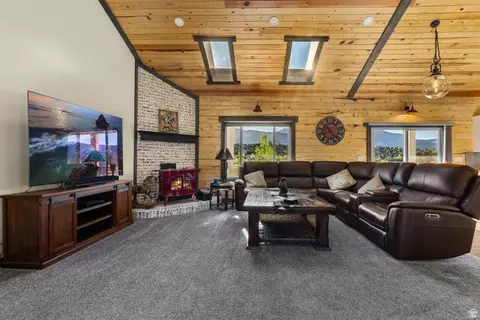 2025 S 2500 E, New Harmony, UT 84757 photo 6