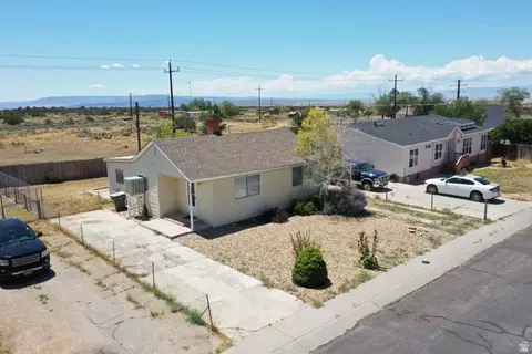 178 W Geneva, East Carbon, UT 84520