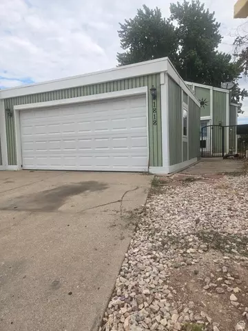 1818 E 5775 S, South Ogden, UT 84403