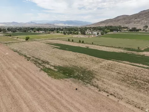 400 E 400 N, Elsinore, UT 84724 photo 10