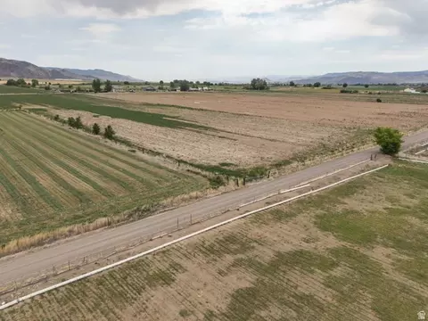 400 E 400 N, Elsinore, UT 84724 photo 9