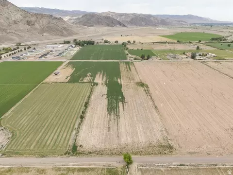 400 E 400 N, Elsinore, UT 84724 photo 12