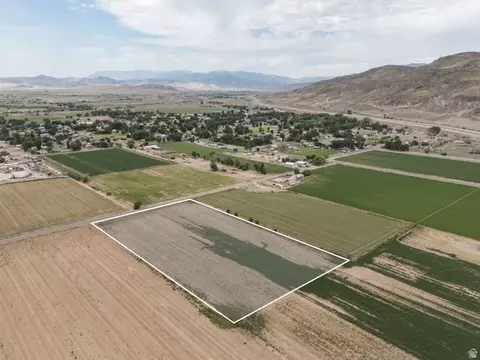 400 E 400 N, Elsinore, UT 84724 photo 1