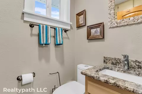 Bath - 475 S 300 E, Payson, UT 84651 photo 1 of 4