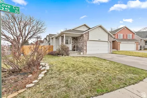 2143 E Alta Cove Cir, Sandy, UT 84093 photo 4