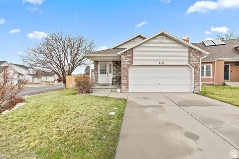 2143 E Alta Cove Cir, Sandy, UT 84093 photo 3
