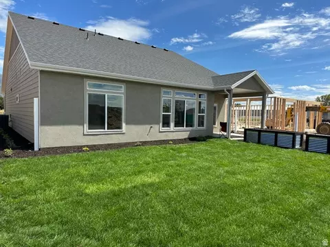 Exterior - 143 N 1275 W #113, Layton, UT 84041 photo 2 of 2